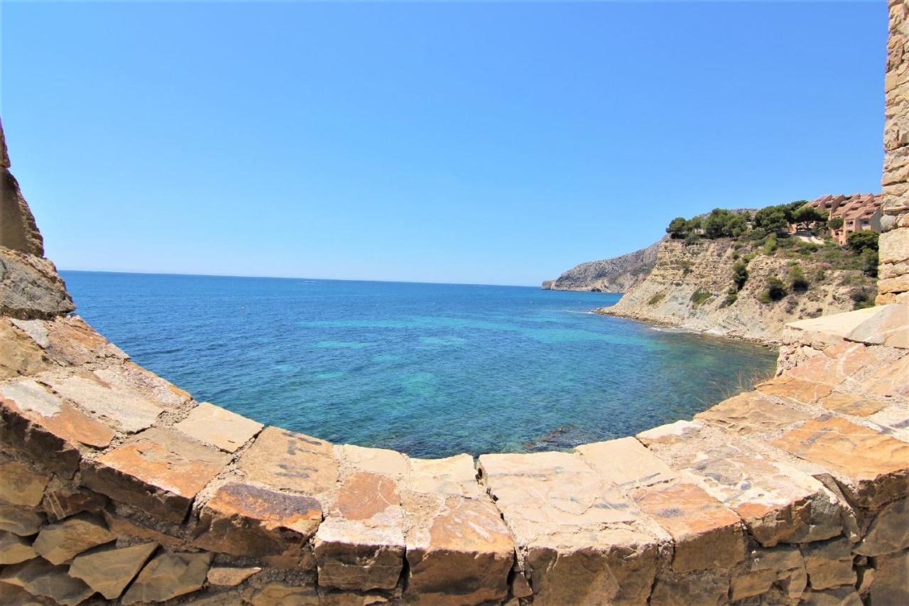 A0831 Βίλα Κάλπε Εξωτερικό φωτογραφία